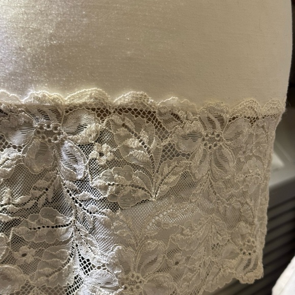 WHBM cream colored, lace lined nighty. Adjustable spaghetti straps. Size Small. - Picture 6 of 16